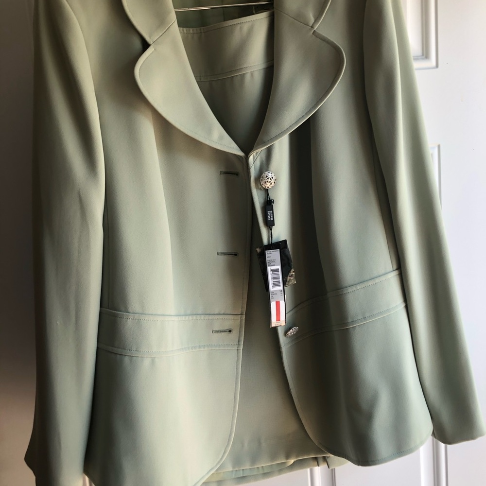 NWT Tahari Mint Green Skirt Suit 18W
